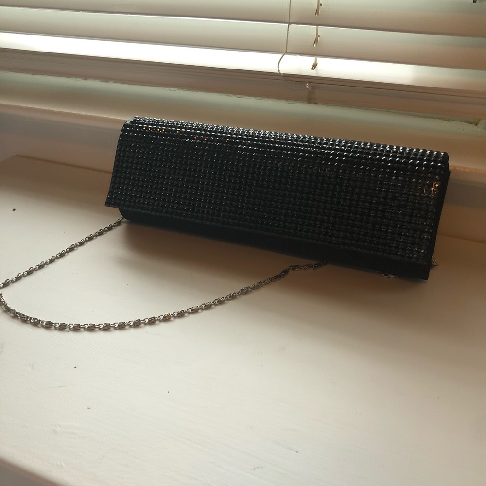 Black shoulder purse